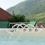 Pina Pensionat Zvekovica