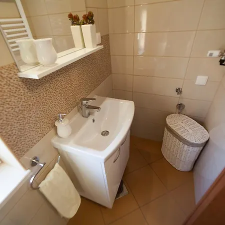 Guest house Pina