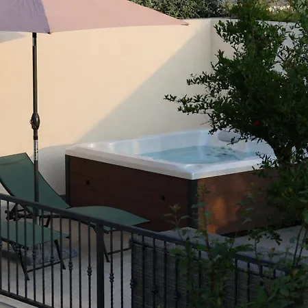Pina Residence