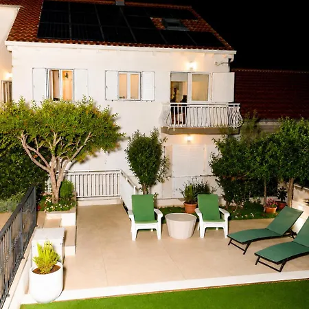 Maison d'hôtes Pina Residence