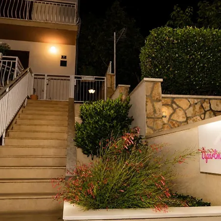 Pina Residence Maison d'hôtes 4*