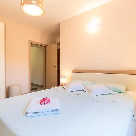 Guest house Pina